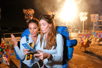 contestants on game show "The Amazing Race"